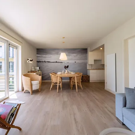 Goldsands Iii With Parking By Interhome *
