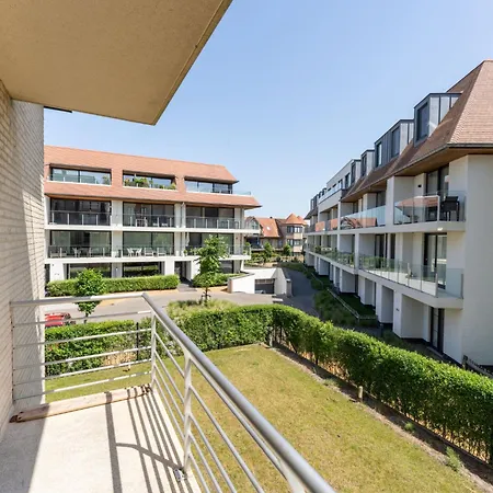 Goldsands Iii With Parking By Interhome * De Haan